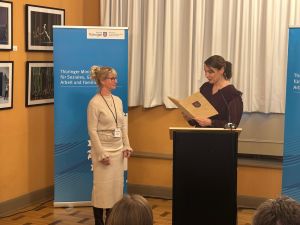 Überreichung Tierschutzpreis 2026 an Dr. Britta Becke (Strohschweine Sundhausen GmbH) durch Sozialministerin Katharina Schenk
&copy; IGS Thüringen